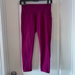 VICTORIA sport athletic knockout capris berry color